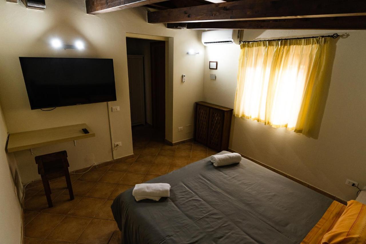 B&B Mamy Фьюмичино Экстерьер фото