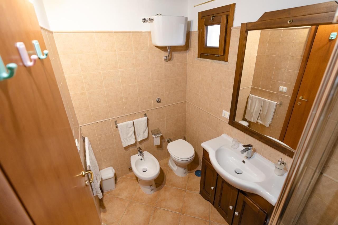 B&B Mamy Фьюмичино Экстерьер фото